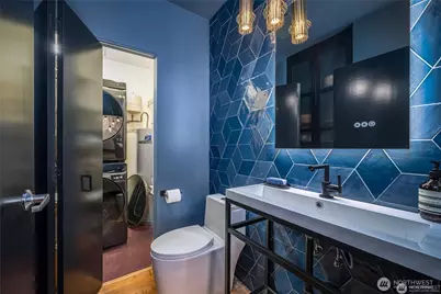 615 E Pike Street #303, Seattle, WA 98122 - Photo 13