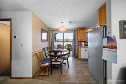 1229 Malaga Avenue, Wenatchee, WA 98801 - Photo 11