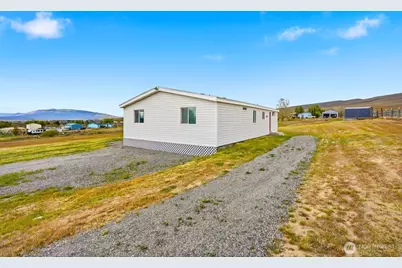 671 Hull Road, Selah, WA 98942 - Photo 7