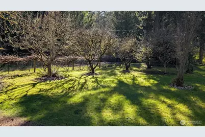 16827 41st Street E, Lake Tapps, WA 98391 - Photo 33