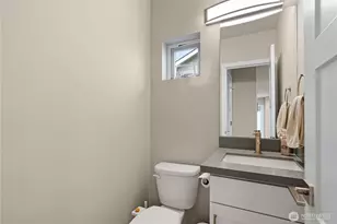 11714 B 26th Ave NE, Seattle, WA 98125 - Photo 15