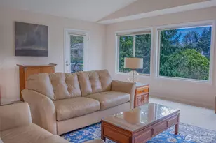 2010 Creekside Ln, Anacortes, WA 98221 - Photo 7