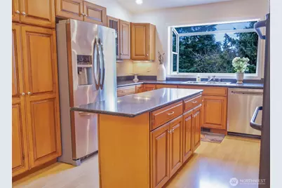 2010 Creekside Lane, Anacortes, WA 98221 - Photo 11