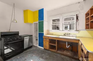 5519 12th Ave NE, Seattle, WA 98105 - Photo 11