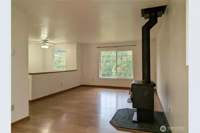 7537 NE Beachwood Avenue, Poulsbo, WA 98370 - Photo 5