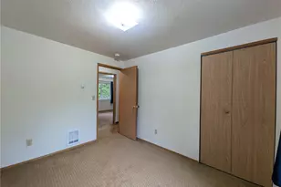 7537 NE Beachwood Ave, Poulsbo, WA 98370 - Photo 17