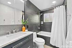 3439 24th Ave W, Seattle, WA 98199 - Photo 21