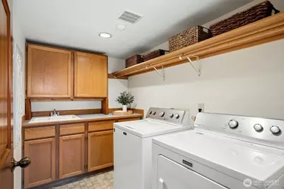 2420 Squak Mountain Loop SW, Issaquah, WA 98027 - Photo 25