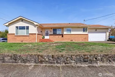 801 Cowlitz Way, Kelso, WA 98626 - Photo 1