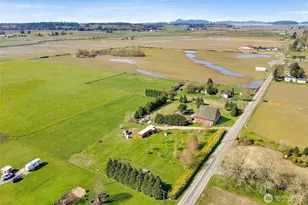 16068 Field Rd, Bow, WA 98232 - Photo 9