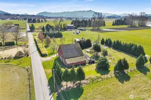 16068 Field Rd, Bow, WA 98232 - Photo 23