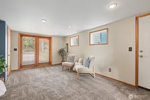 819 NE 180th St, Shoreline, WA 98155 - Photo 11