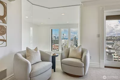 311 E Republican Street #602, Seattle, WA 98102 - Photo 25