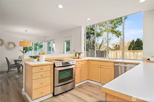 19640 88th Pl NE, Bothell, WA 98011 - Photo 7