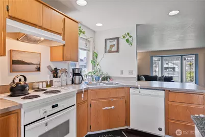 121 Adams Drive, Kelso, WA 98626 - Photo 9