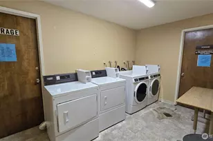 11010 NE 68th St, Kirkland, WA 98033 - Photo 13