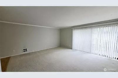 11010 NE 68th Street #627, Kirkland, WA 98033 - Photo 3