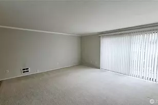 11010 NE 68th St, Kirkland, WA 98033 - Photo 3