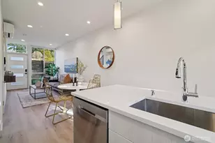 7207 12th Ave NE, Seattle, WA 98115 - Photo 11