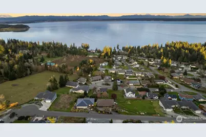 1021 Lightning Way, Camano Island, WA 98282 - Photo 37