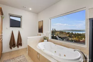 1021 Lightning Way, Camano Island, WA 98282 - Photo 21