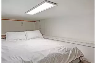 1435 Crestview Dr, Camano Island, WA 98282 - Photo 7