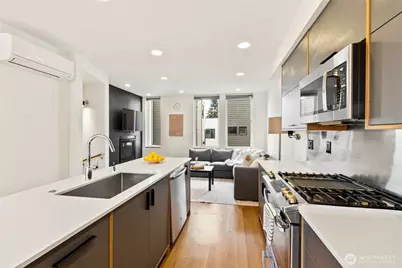 2011 NW 64th Street #B, Seattle, WA 98107 - Photo 11