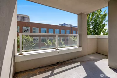 4343 Roosevelt Way NE #401, Seattle, WA 98105 - Photo 15