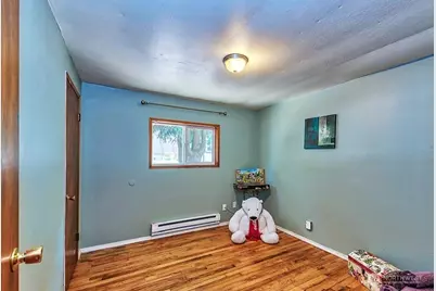 22910 Edmonds Way, Edmonds, WA 98020 - Photo 9