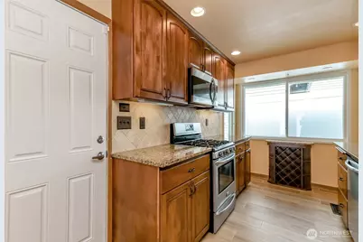 24710 11th Avenue S, Des Moines, WA 98198 - Photo 9