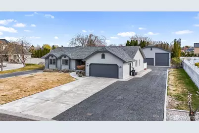 1653 Jennifer Lane NE, Moses Lake, WA 98837 - Photo 1