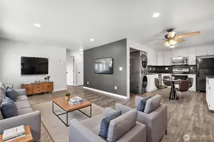 8705 12th St NE, Lake Stevens, WA 98258 - Photo 9