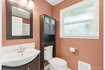 206 E Wall Street, Camano Island, WA 98282 - Photo 15