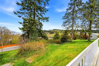 206 E Wall Street, Camano Island, WA 98282 - Photo 27