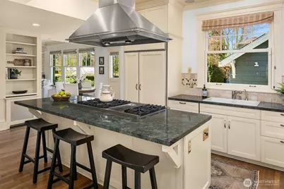 2647 Cascadia Avenue S, Seattle, WA 98144 - Photo 19