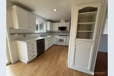 11909 SE 210th Place, Kent, WA 98031 - Photo 9