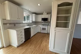 11909 SE 210th Pl, Kent, WA 98031 - Photo 9