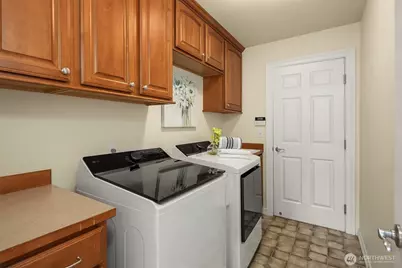 24823 SE 22nd Court, Sammamish, WA 98075 - Photo 17