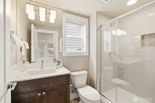 24387 NE 24th St, Sammamish, WA 98074 - Photo 19