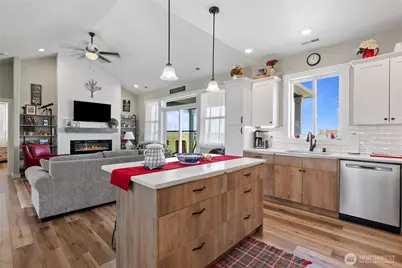 8090 Desert Sage Court SE, Othello, WA 99344 - Photo 19