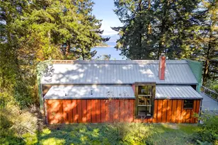 7457 Holiday Blvd, Anacortes, WA 98221 - Photo 5