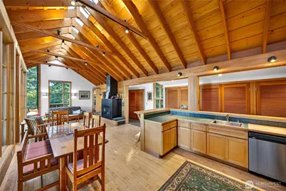7457 Holiday Boulevard, Anacortes, WA 98221 - Photo 9