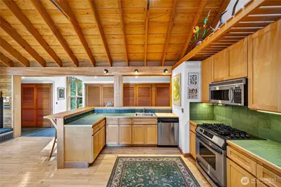 7457 Holiday Boulevard, Anacortes, WA 98221 - Photo 7