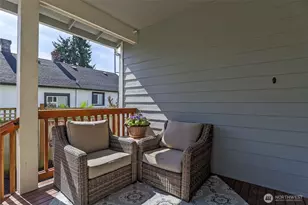 1910 Chestnut St, Everett, WA 98201 - Photo 5