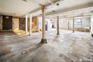 3226 S Edmunds St, Seattle, WA 98118 - Photo 23