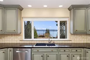 154 Maxview Dr, Port Ludlow, WA 98365 - Photo 9