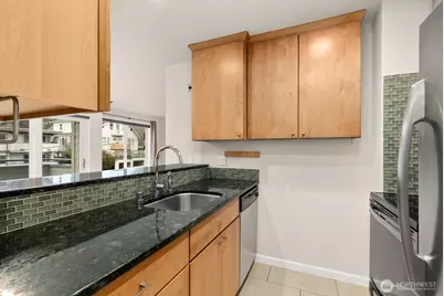 3926 1st Avenue NE #31, Seattle, WA 98015 - Photo 9