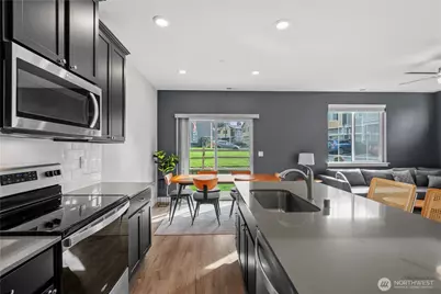 22401 N Alcazar Avenue, Arlington, WA 98223 - Photo 11