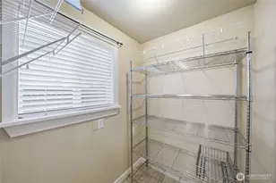 1721 Madison St, Everett, WA 98203 - Photo 15