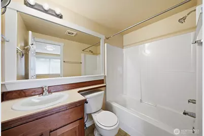 1721 Madison Street #B, Everett, WA 98203 - Photo 25